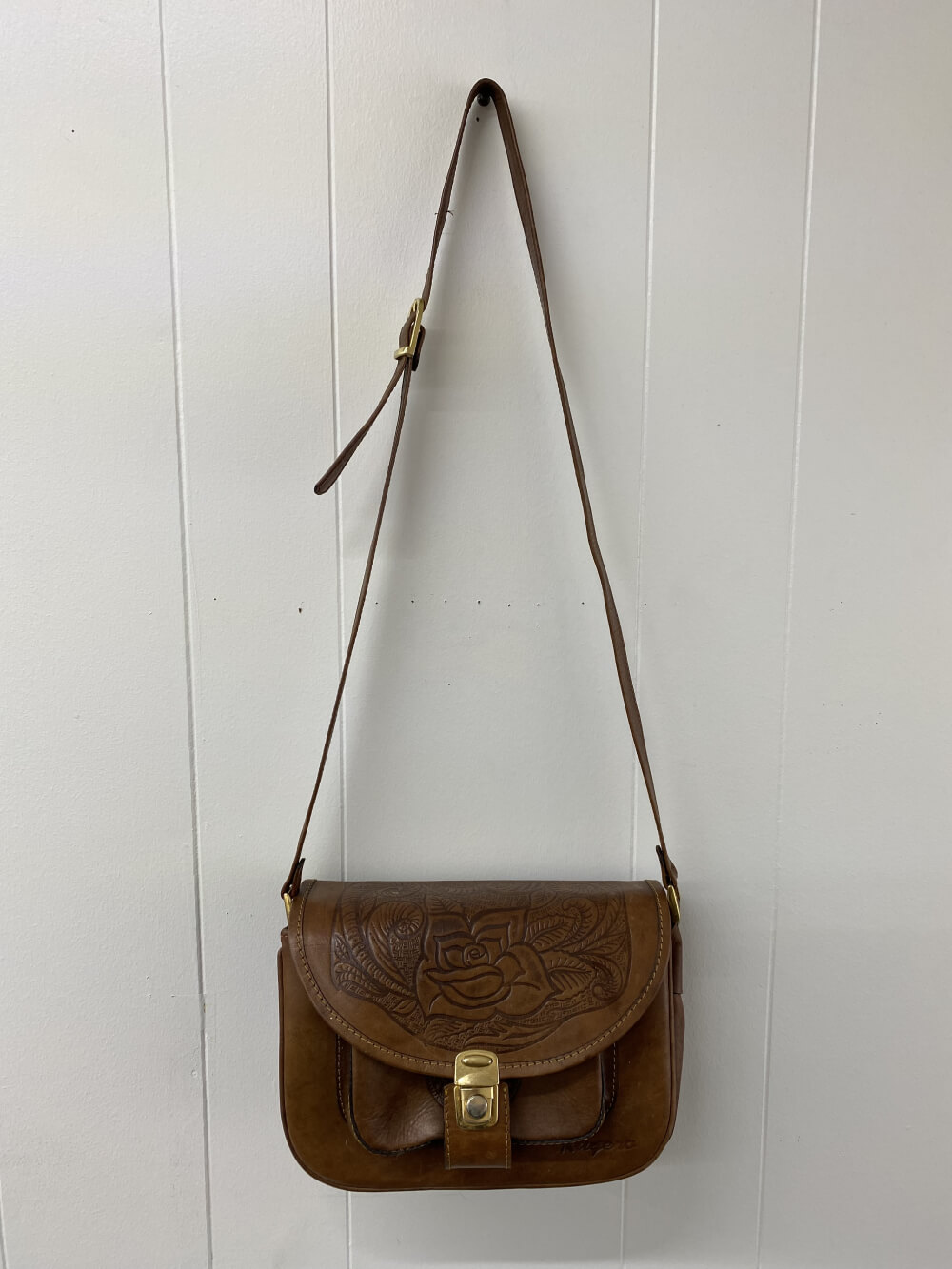 Brown Leather Flower Designed Shoulder Strap Bag| Vintage Clothing Accessories